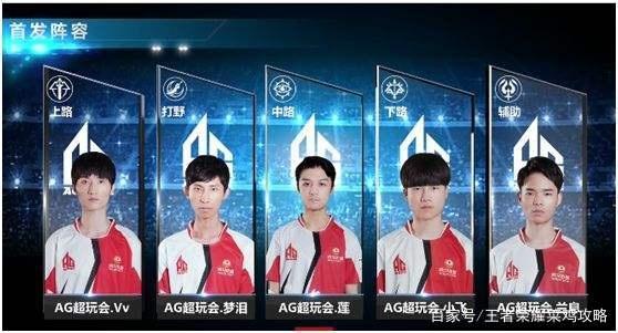 在接受采访