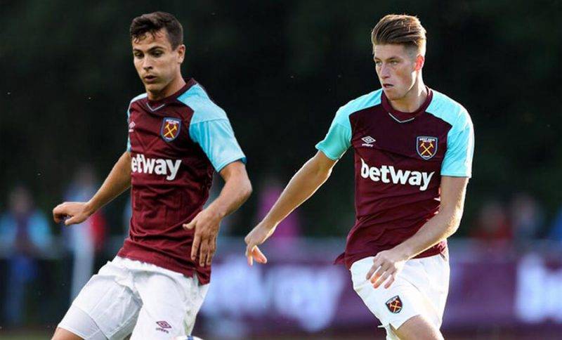 中的表现充 中的表现充