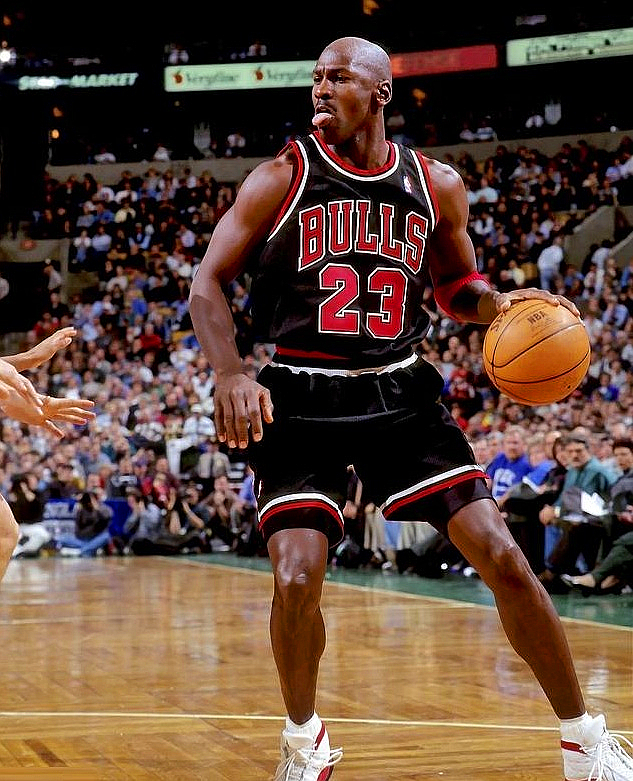 相持球中占 相持球中占