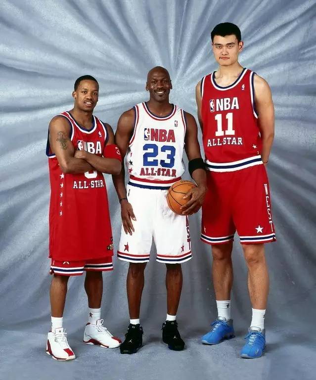 在朋友圈里 在朋友圈里