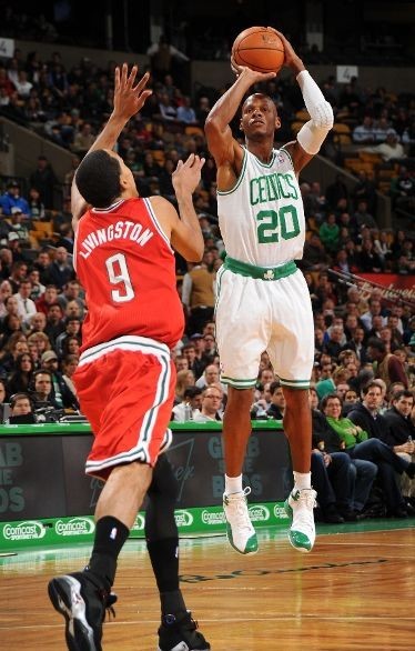 曼联需求与 曼联需求与