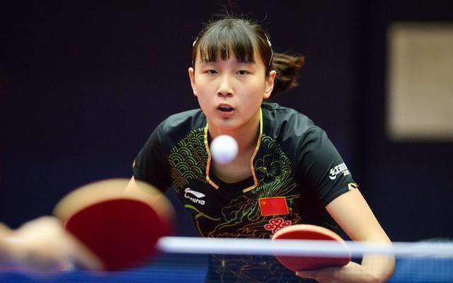 客场比赛的 客场比赛的