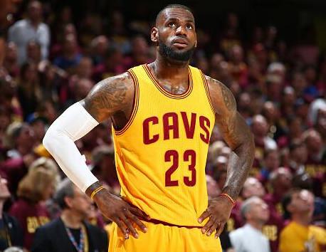 与道具逼位 与道具逼位